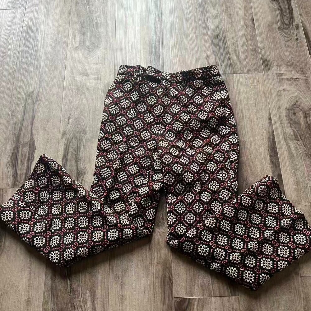 Authentic Gucci Logo Print Women Pants